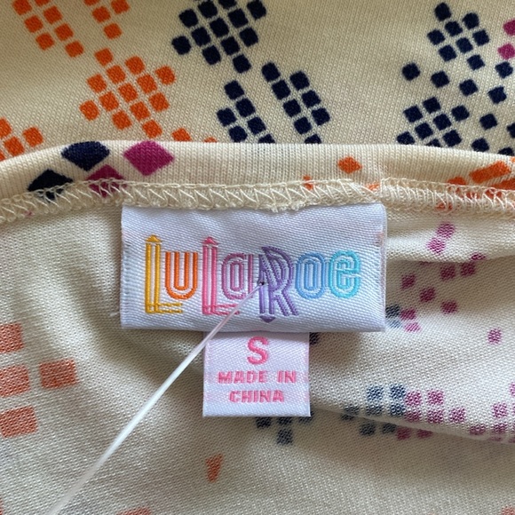 LuLaRoe “IRMA” HIGH-LOW TUNIC OVERSIZED TOP SIZE SMALL 🌟NWT🌟 - Picture 7 of 11